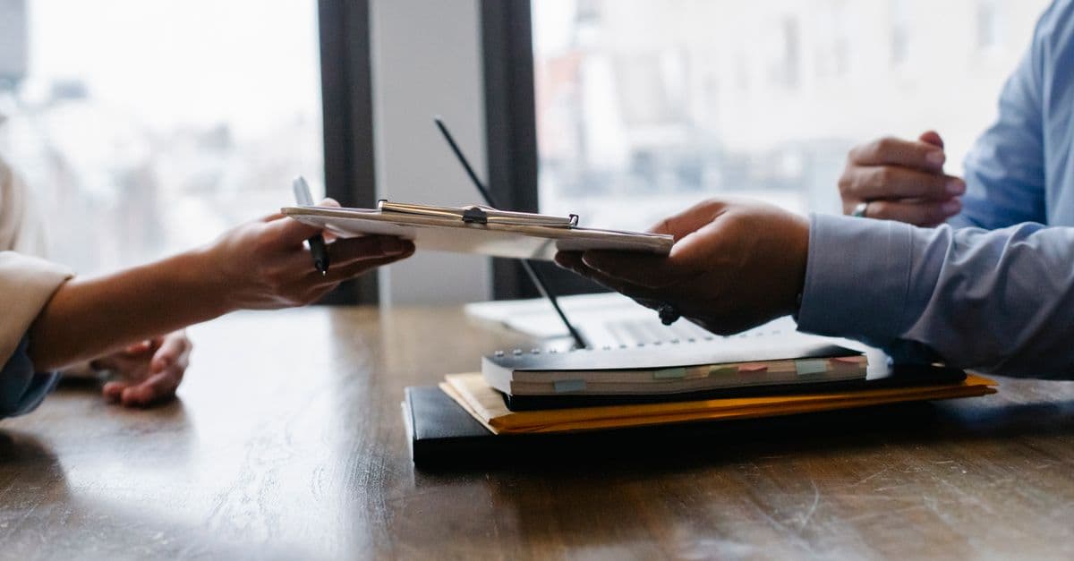 Cách viết CV ngành bảo hiểm — Tư vấn bảo hiểm và underwriter cần hồ sơ như thế nào?